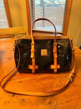 DOONEY & BOURKE PATENT LEATHER SATCHEL HANDBAG
